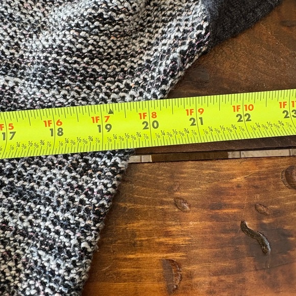 MAURICES HOODIE LONG SLEEVE
PULLOVER SHIRT MULTICOLOR COTTON BLEND MEDIUM TOP - Picture 7 of 9